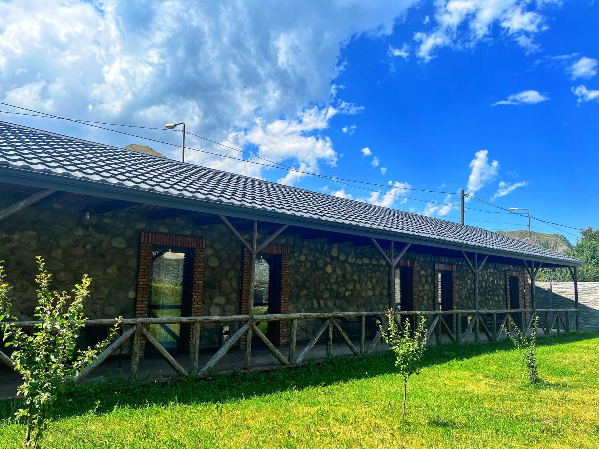 Inn Harmony Kazbegi Eksteriør billede