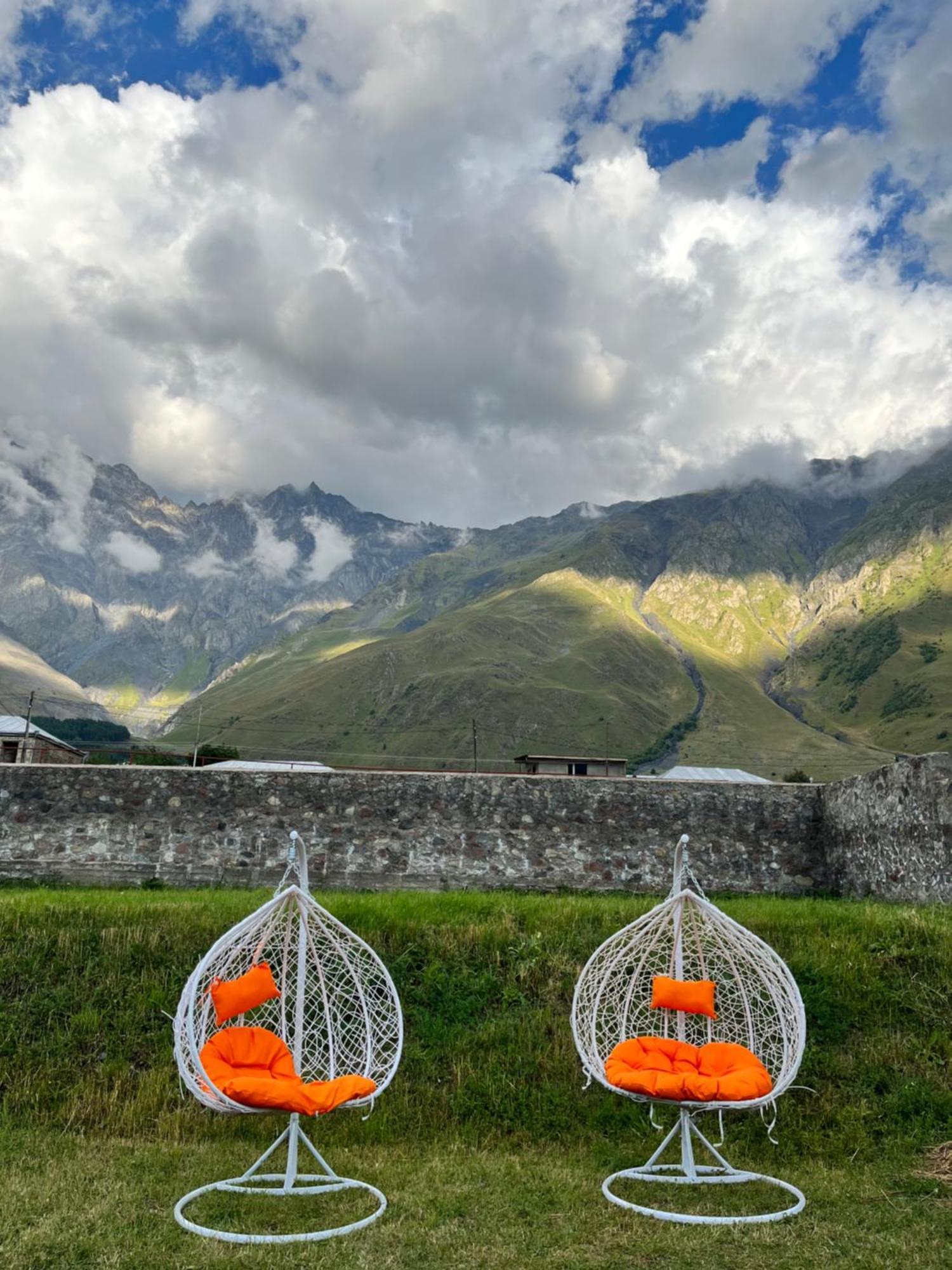 Inn Harmony Kazbegi Eksteriør billede