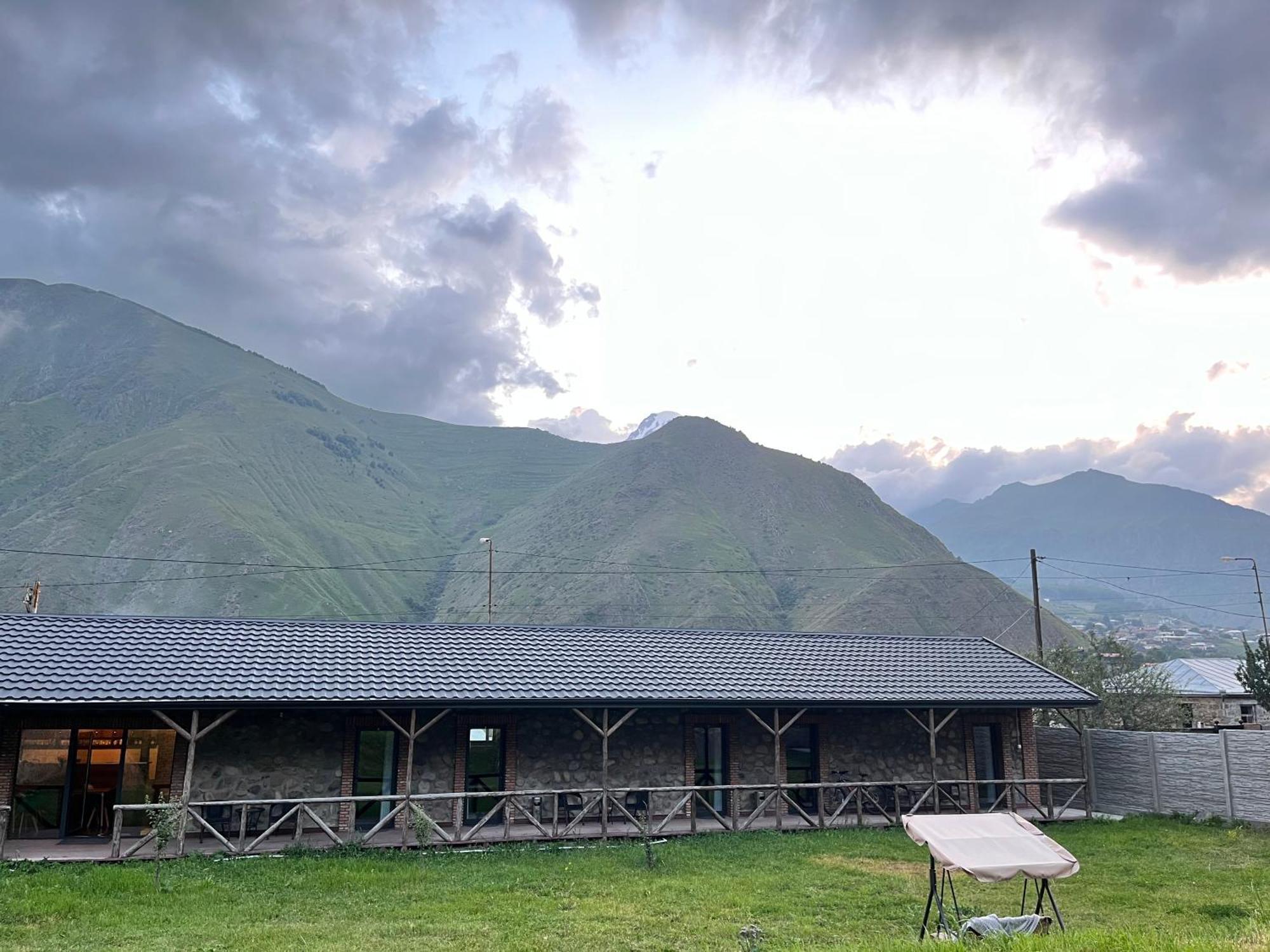 Inn Harmony Kazbegi Eksteriør billede